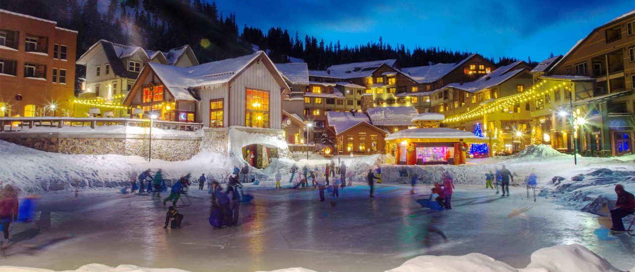 Zephyr Mountain Lodge Winter Park AmericanSkiClassics Com   Zml Ice D Maxi X1280y548. Maxi X1280y548 